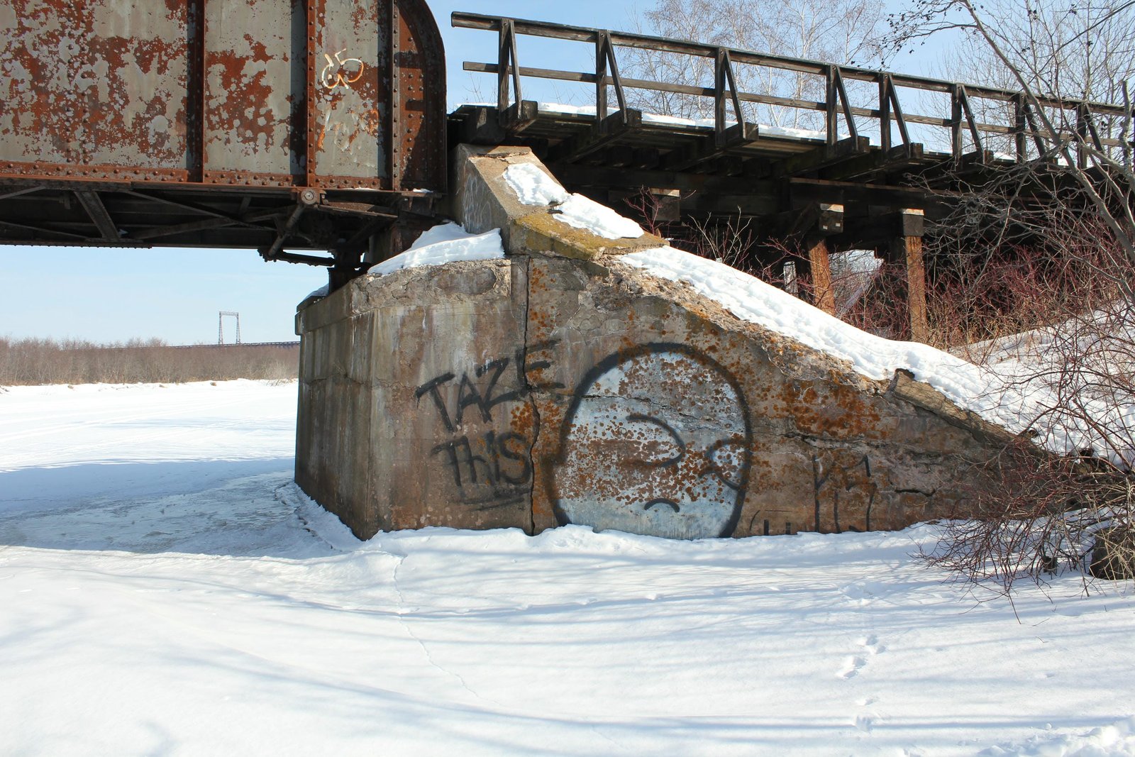 Old east abutment